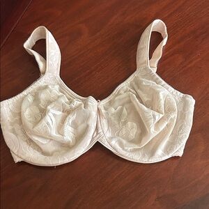 Wacoal Awareness Comfortable Underwire Bra 32DD